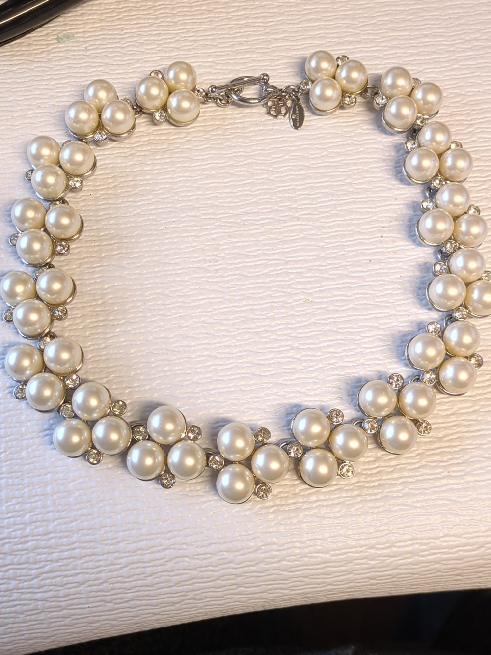 🌸Ann Taylor Classic Faux Triple Pearl and Rhinestone Cluster Necklace  18"